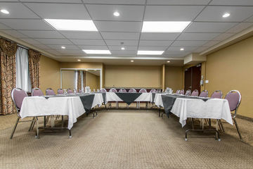 Quality & Bay Front Hotel 3*